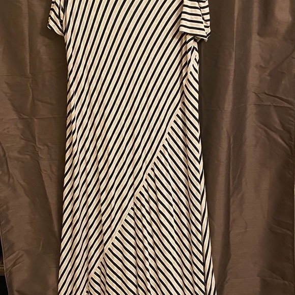 Lane Bryant Maxi Dress - Picture 4 of 5